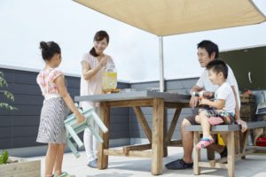 【屋上庭園の楽しみ方】親子で気軽に屋上アウトドア体験。キャンプ・BBQ・家庭菜園などお子様と一緒に体験してみませんか？
